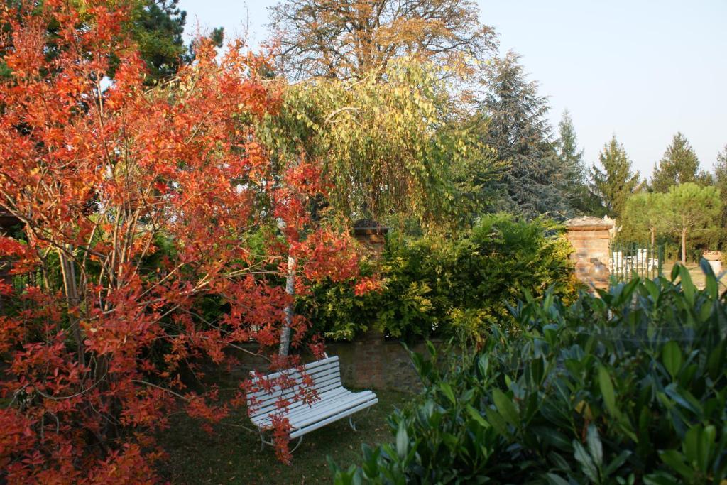 Tenuta Terensano Guest House Monleale Exterior photo